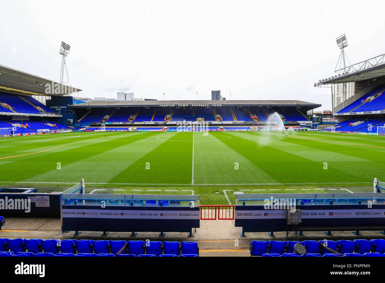 Portman Road, Ipswich, England; 22. September 2018, Sky Bet Meisterschaft Ipswich Town v Bolton Wonderers; ein allgemeiner Blick auf den Portman Road. Credit: Georgie Kerr/News Bilder Redaktion nur verwenden keine Verwendung mit nicht autorisierten Audio-, Video-, Daten-, Spielpläne, Verein/liga Logos oder "live" Dienstleistungen. On-line-in-Match auf 45 Bilder beschränkt, kein Video-Emulation. Keine Verwendung in Wetten, Spiele oder einzelne Verein/Liga/player Publikationen und alle englischen Fußball-Liga Bilder unterliegen dem DataCo Lizenz Credit: Aktuelles Bilder/Alamy leben Nachrichten Stockfoto