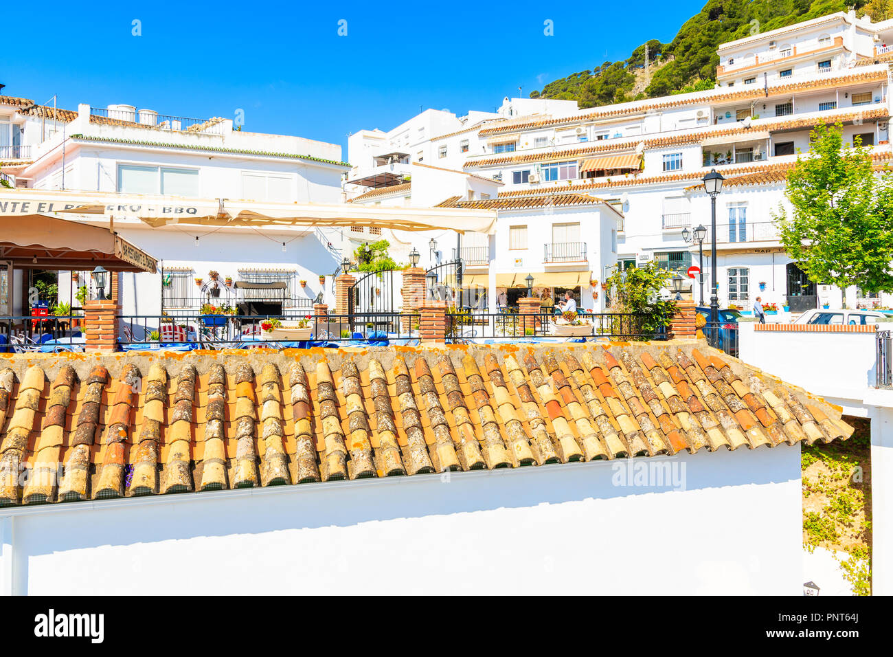 Stadt Mijas, Spanien - 9. Mai 2018: schöne Gebäude im malerischen Dorf Mijas bekannt für Weiße typische Architektur Andalusiens. Spanien ist das seco Stockfoto