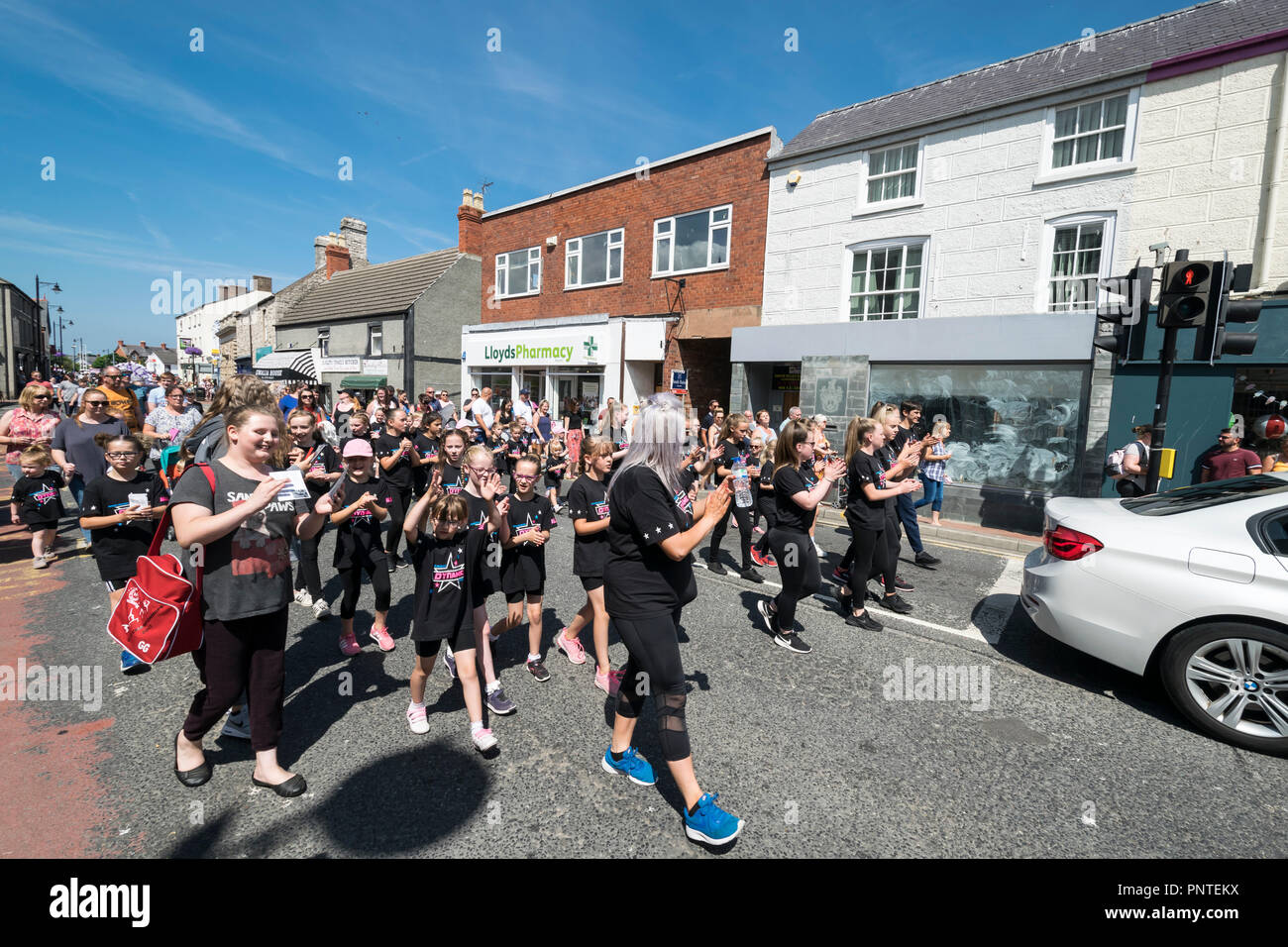 Abergele Karneval und Schicksal 14. Juli 2018 an der Küste von Nordwales Stockfoto