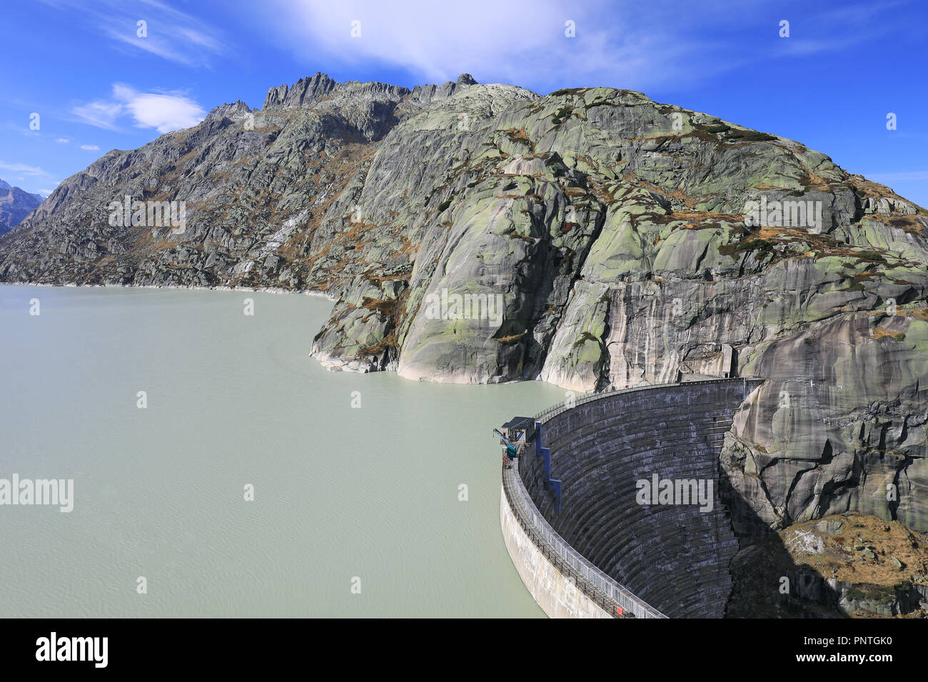 Barriere See von Grimsel mit Gletscher in den Alpen, Schweiz Stockfoto