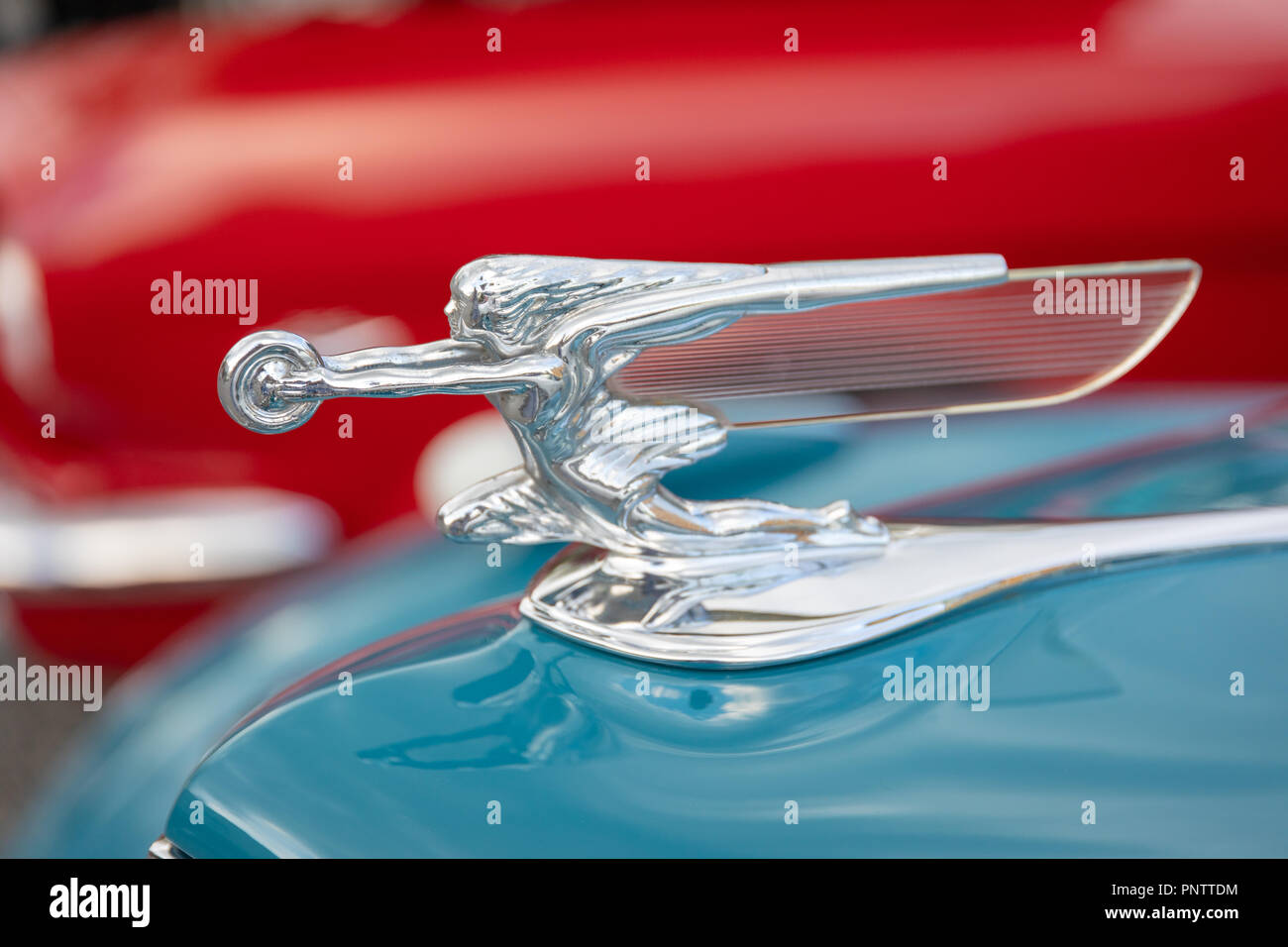 SEPTEMBER 21, 2018, Inverness, FL: Oldtimer, Nutzfahrzeuge, Importe, Hausangestellte, und ihre Besitzer und Gäste im Old Courthouse Square für Freitag zusammenbauen Stockfoto