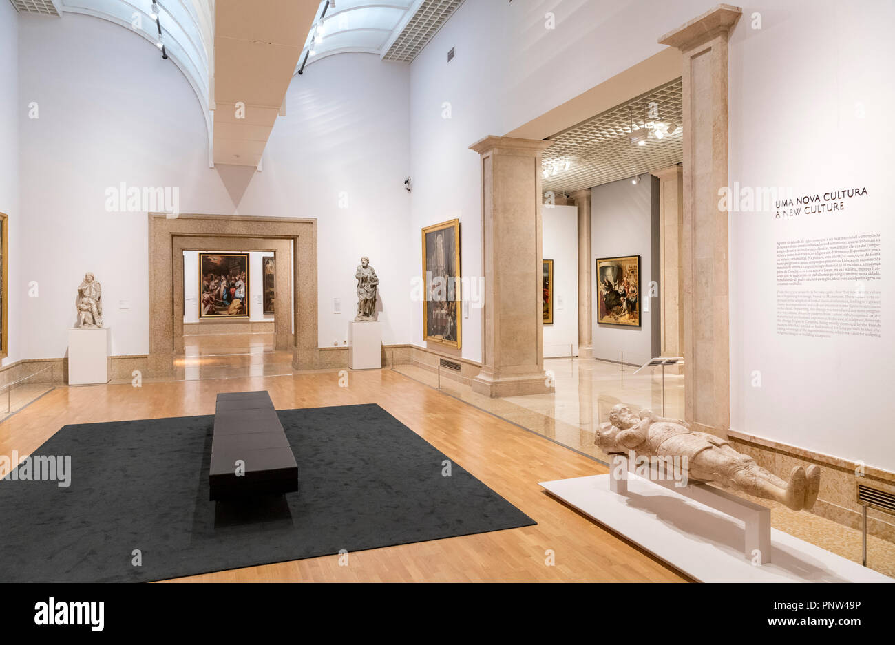 Galerie im Museu Nacional de Arte Antiga (Nationalmuseum für Alte Kunst) Lissabon, Portugal Stockfoto
