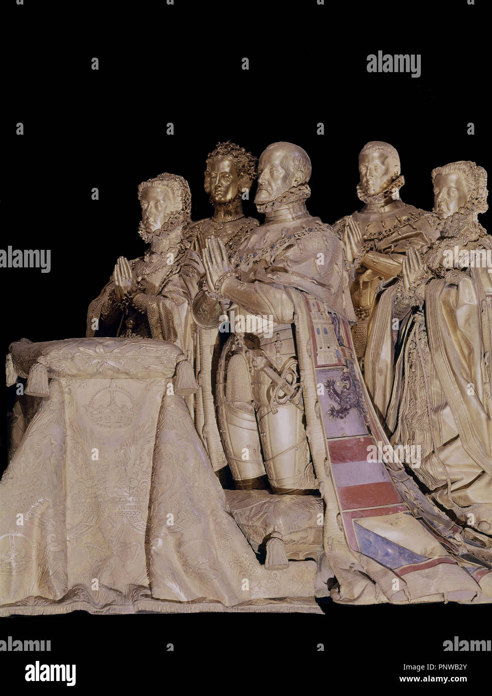 ORANTES ESTATUAS DE FELIPE II Y FAMILIA. Thema: LEONI, POMPEO. Lage: MONASTERIO - ESCULTURA. SAN LORENZO DEL ESCORIAL. MADRID. Spanien. Stockfoto