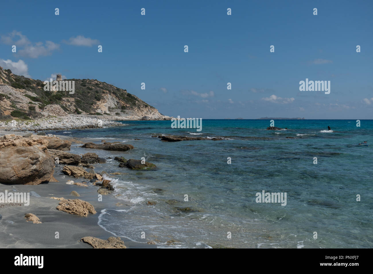Schöne Küste mit blauen Meer. Sardinien, Italien Stockfoto