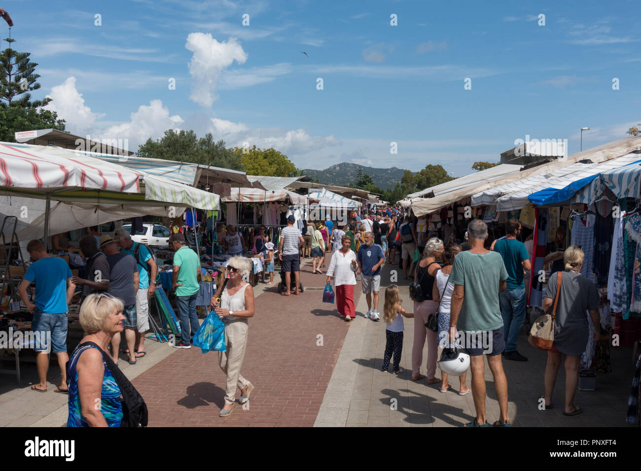 Markt an der Costa Rei. Sardinien Stockfoto