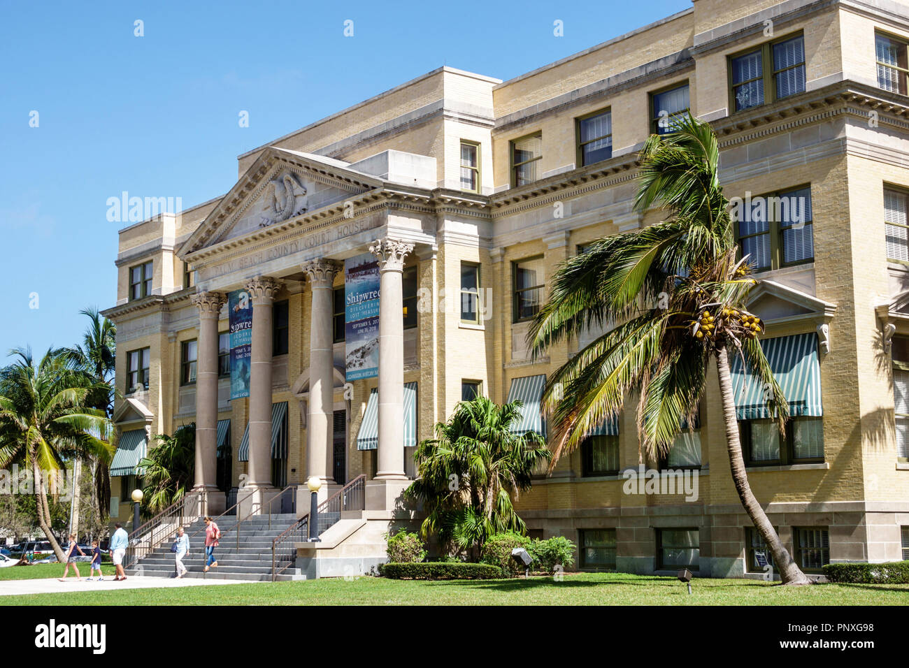 West Palm Beach Florida, Palm Beach County History Museum, 1916 County Court House, historisch, Vordereingang, FL180212108 Stockfoto