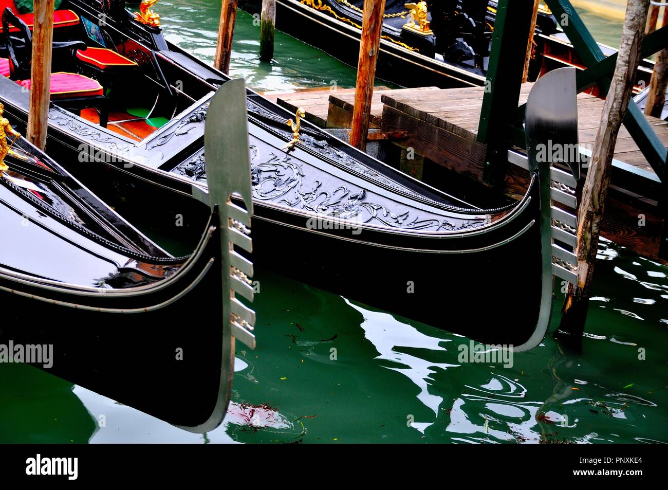 Festgemachten Gondeln Venedig Italien Stockfoto