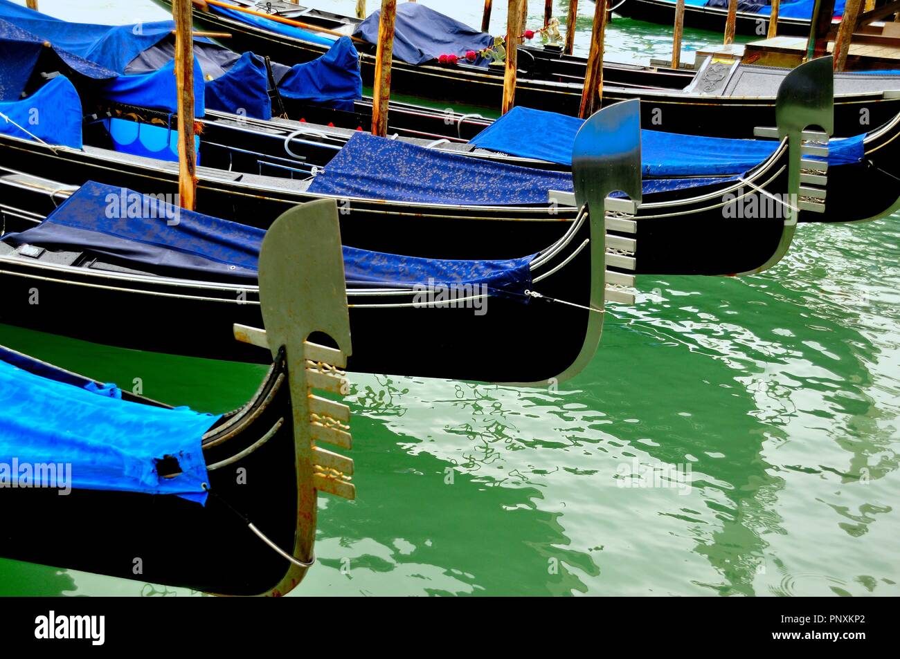 Festgemachten Gondeln Venedig Italien Stockfoto