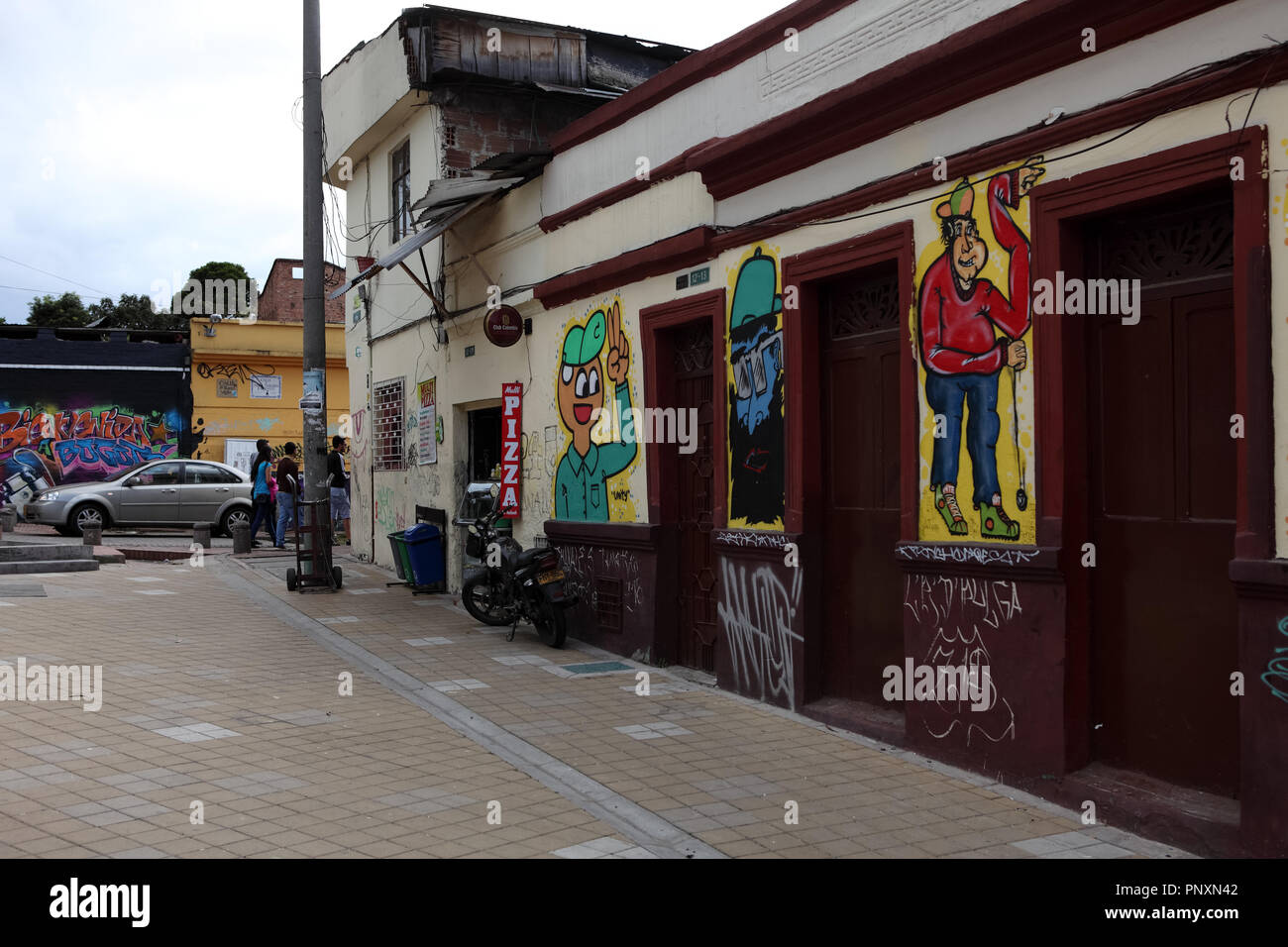 Bogotá, Kolumbien - 28. Mai 2017: Street Art und Graffiti im historischen Stadtteil La Candelaria in der Hauptstadt Bogota, in Südamerika. Stockfoto