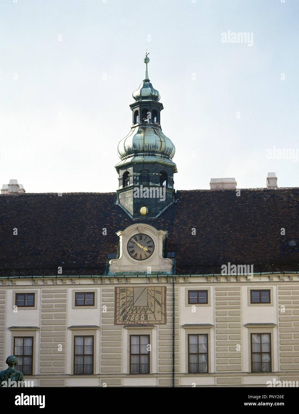 Österreich. Wien. Uhrturm von der Amalienburg. Hofburg Palace. Barocke. Stockfoto