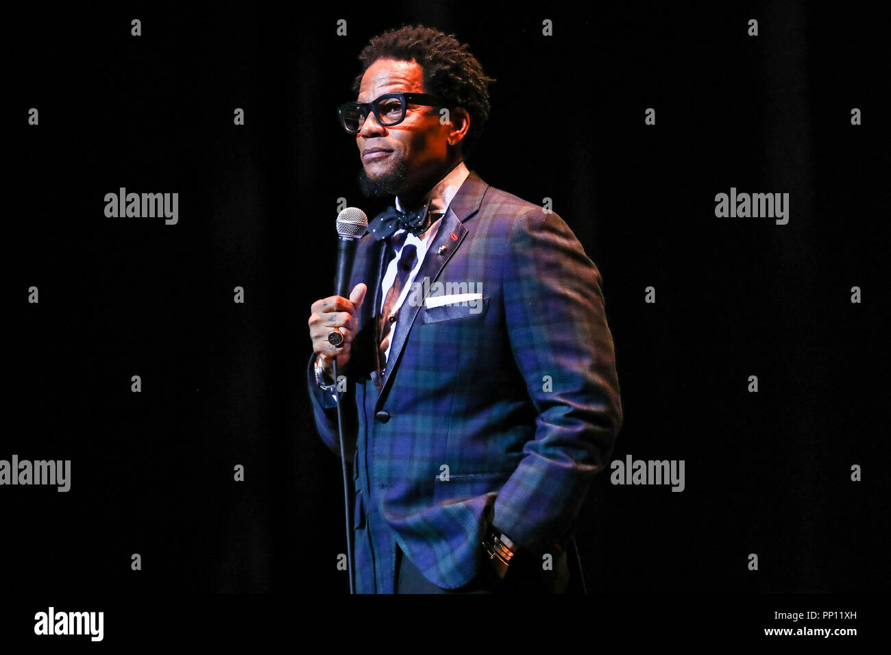 D L Hughley Stockfotos Und Bilder Kaufen Alamy