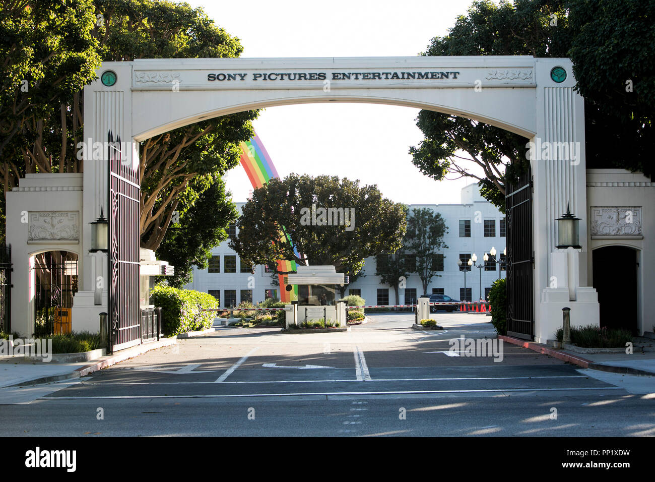 Ein logo Zeichen außerhalb des Hauptquartiers von Sony Pictures Entertainment in Culver City, Kalifornien am 15. September 2018. Stockfoto