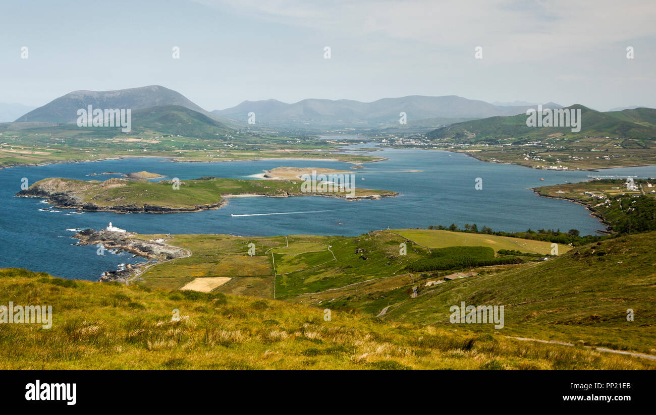 Die Insel Valentia (in Gälisch Dairbhre), westlich von Irland. Iveragh Halbinsel (County Kerry). Brücke in Portmagee. Fähre Knightstown Stockfoto