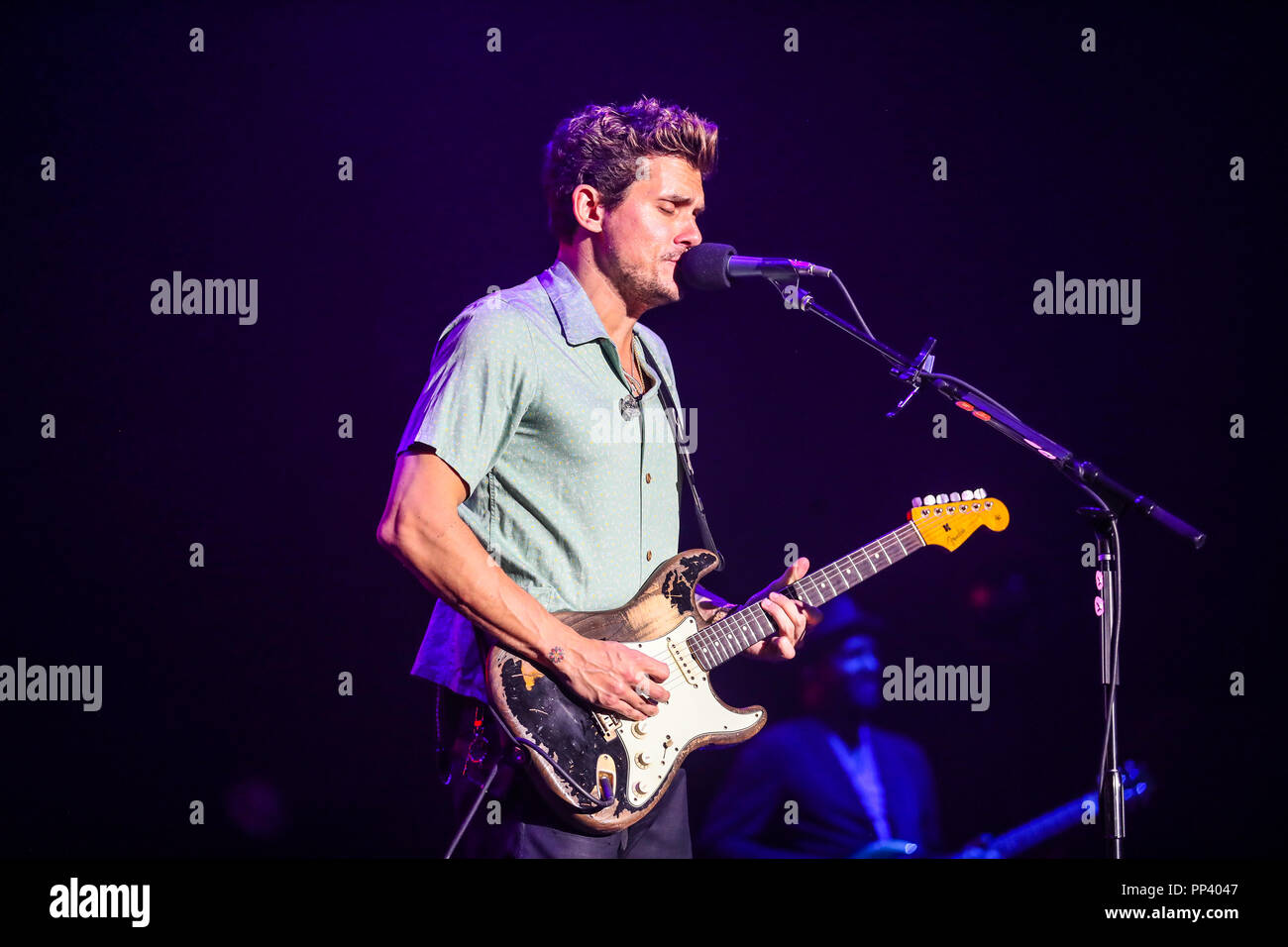 Musik Künstler JOHN MAYER führt in Nord-carolina als Teil seiner Tour 2017. John Clayton Mayer ist ein US-amerikanischer Sänger und Songwriter, Gitarrist und Musikproduzent. Stockfoto