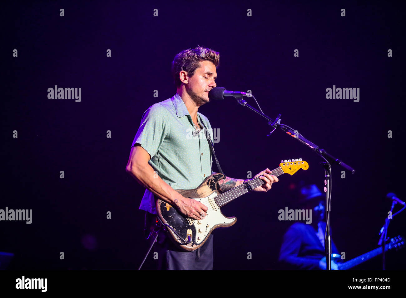 Musik Künstler JOHN MAYER führt in Nord-carolina als Teil seiner Tour 2017. John Clayton Mayer ist ein US-amerikanischer Sänger und Songwriter, Gitarrist und Musikproduzent. Stockfoto