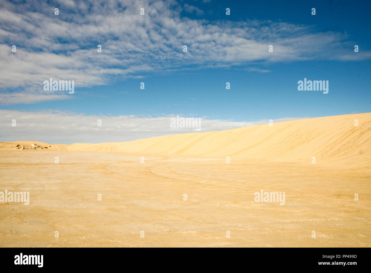 Sahara Wüste in der Nähe von Tataouine, in Tunesien, Afrika. Stockfoto
