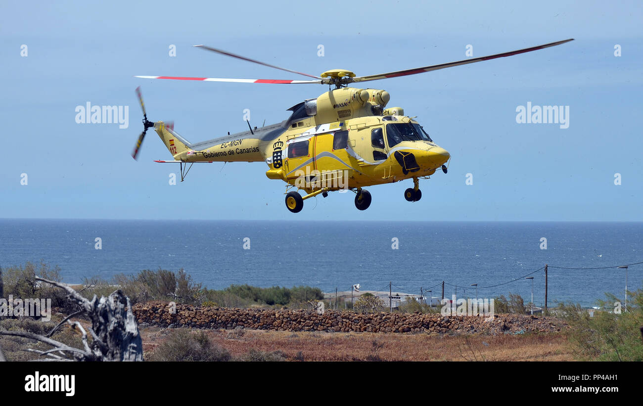 PZL-Swidnik W-3A Sokol Hubschrauber (Hispánica de Aviación) auf o Rettung misionn Teneriffa, Kanarische Inseln, Spanien Stockfoto