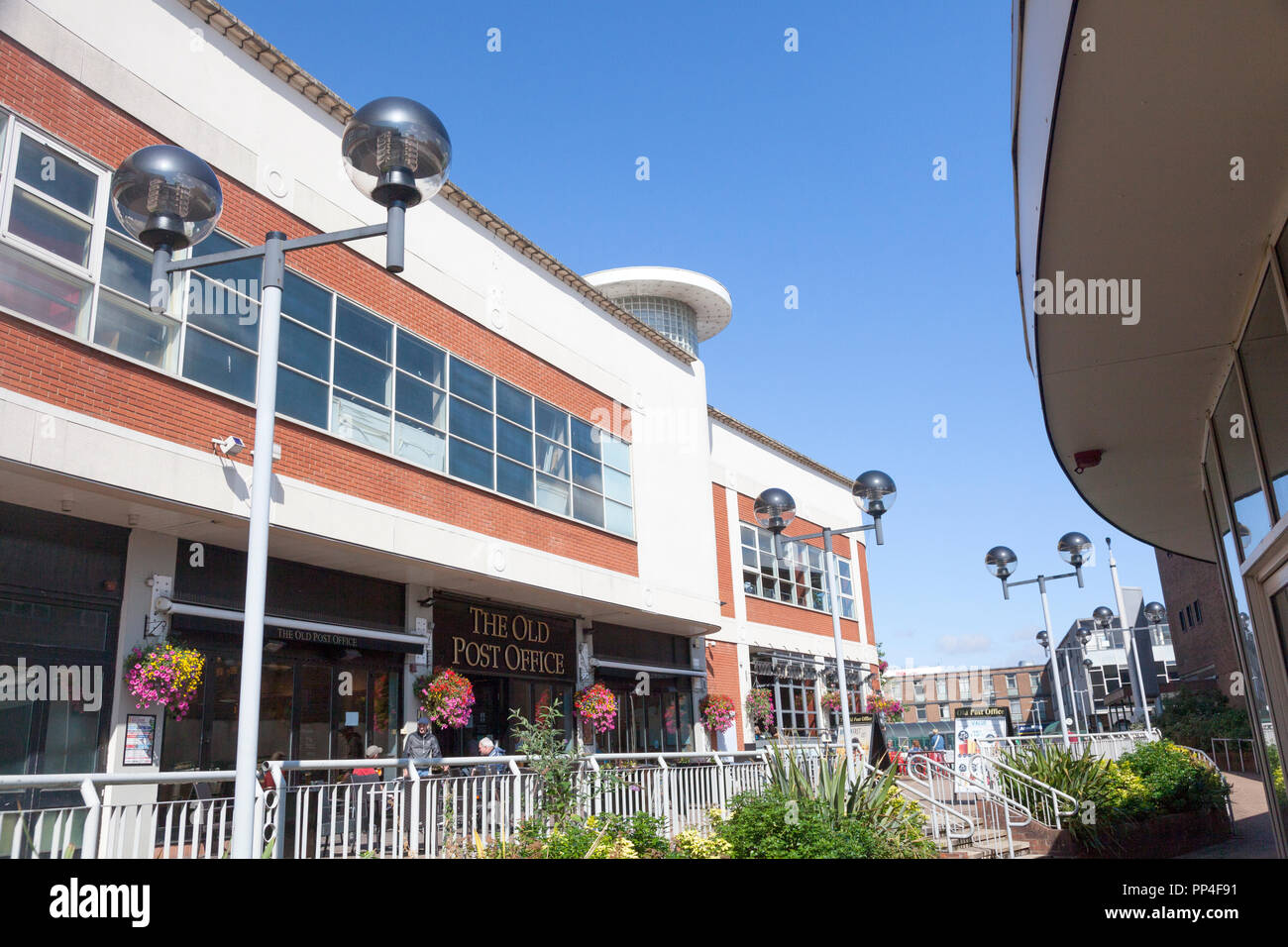 Die Plaza Stadtplatz, Stevenage, Hertforshire Stockfoto