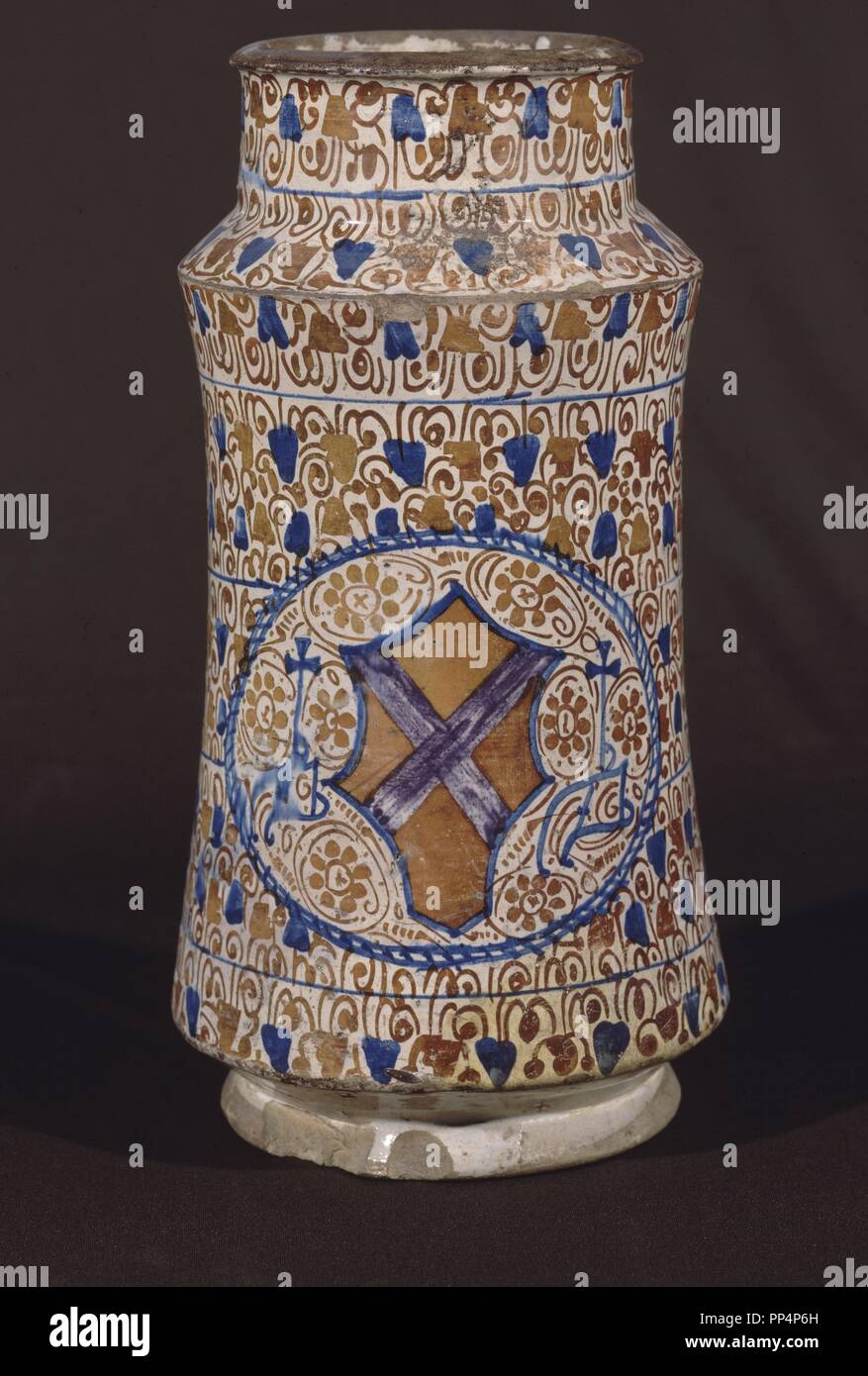 Keramik APOTHEKE JAR. MANISES. 15. JAHRHUNDERT. Lage: MUSEO ARQUEOLOGICO NACIONAL - coleccion. MADRID. Spanien. Stockfoto