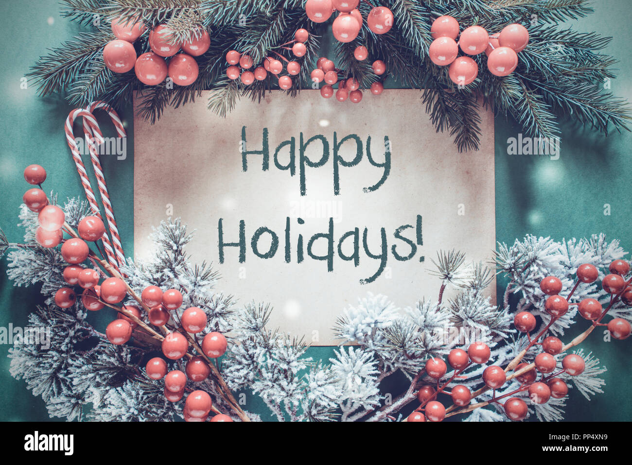 Weihnachtsgirlande, Fir Tree Branch, Schneeflocken, Happy Holidays Stockfoto