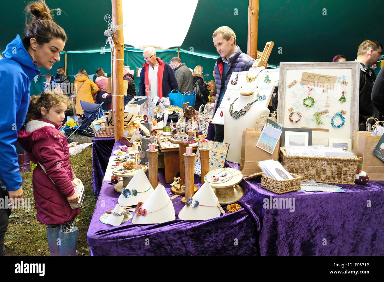 Kirkleatham, UK, 23. September, 2018. Eine der vielen Kunsthandwerklichen Ständen auf dem beliebten Festival der Sparsamkeit, UK. Credit: Tracy Hyman/Alamy Leben Nachrichten. Stockfoto