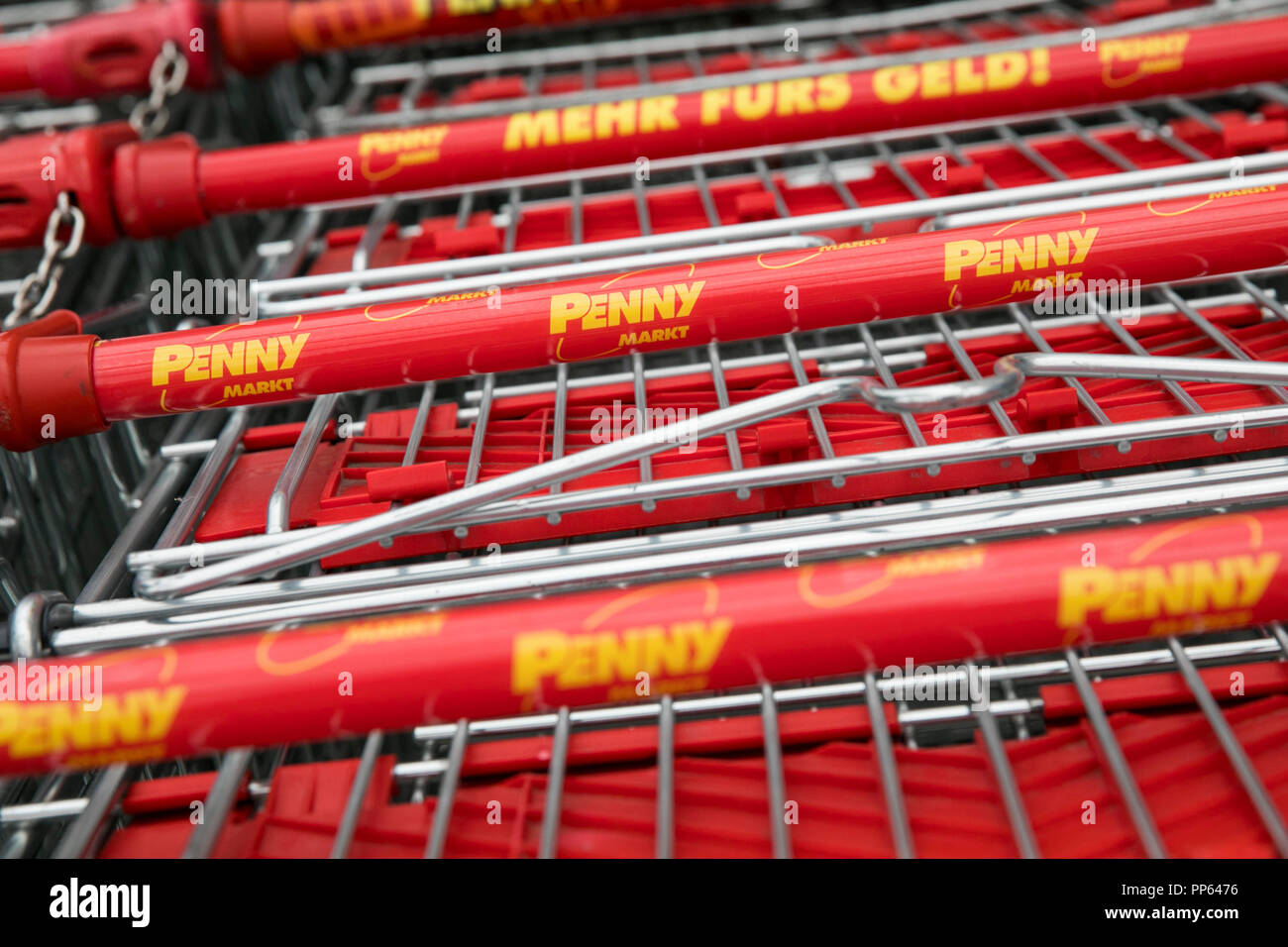 Ein logo Zeichen außerhalb eines Penny Markt retail Grocery Store in Wien, Österreich, 4. September 2018. Stockfoto