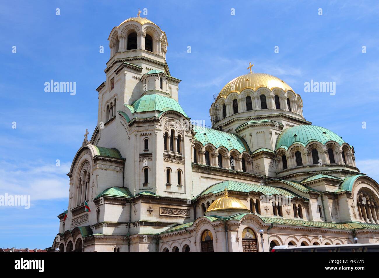 Sofia, Bulgarien - Alexander Nevsky Russisch-orthodoxe Kathedrale. Neo-byzantinische Architektur. Oborishte Bezirk. Stockfoto