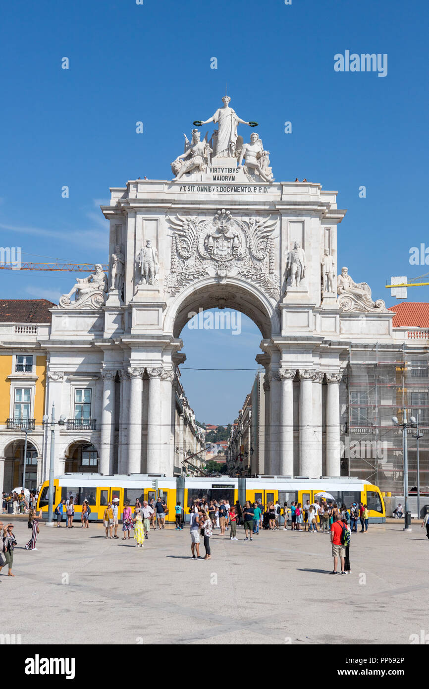 Praca do Comercio, Commerce Square, Baixa, Lissabon, Portugal. Stockfoto