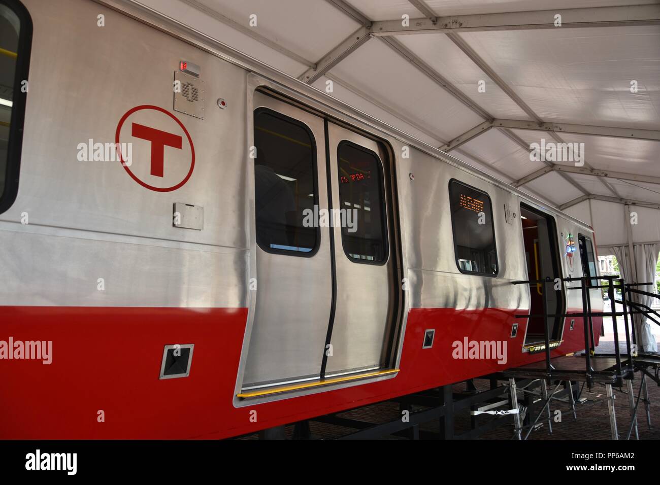 Prototyp MBTA Red Line Auto auf Anzeige in Boston hergestellt von Crrc Stockfoto