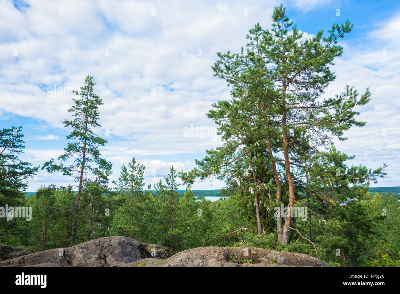 Sampo, der Zauberberg - ein Ort der Kraft und die Erfüllung der meisten gehegten Wünsche, Karelien, Russland. Stockfoto