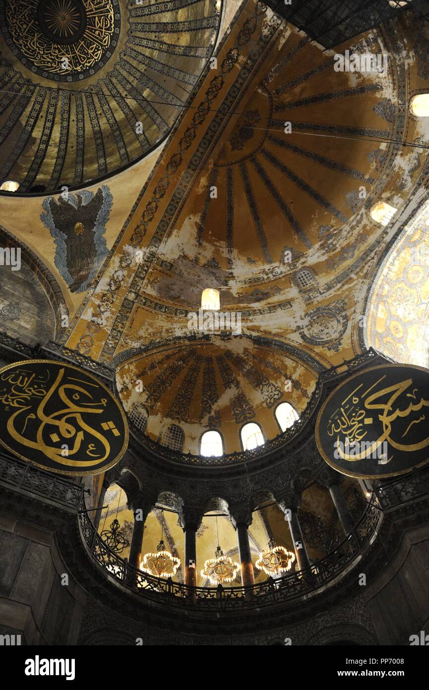 Turkei. Istanbul. Hagia Sophia. Innenraum. Stockfoto