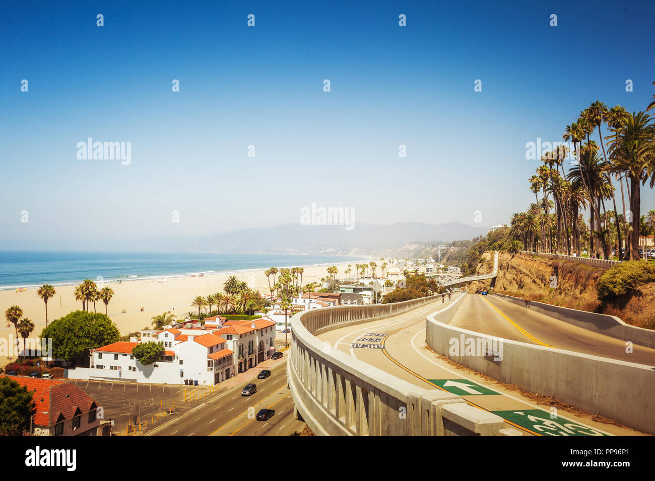 Kalifornien Neigung in Santa Monica mit fantastischem Blick auf den Pazifik Küste Stockfoto