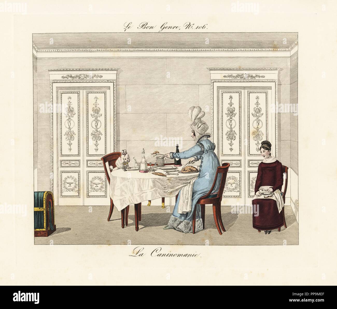 Eine modische Frau am Tisch füttert ihr verwöhnt spaniel Azor mit einem Chicken Wing, das Zimmermädchen isst ein hering aus einem Teller auf den Knien. Papierkörbe Gravur von Pierre de la Mesangere's Le Bon Genre, Paris, 1817. Stockfoto