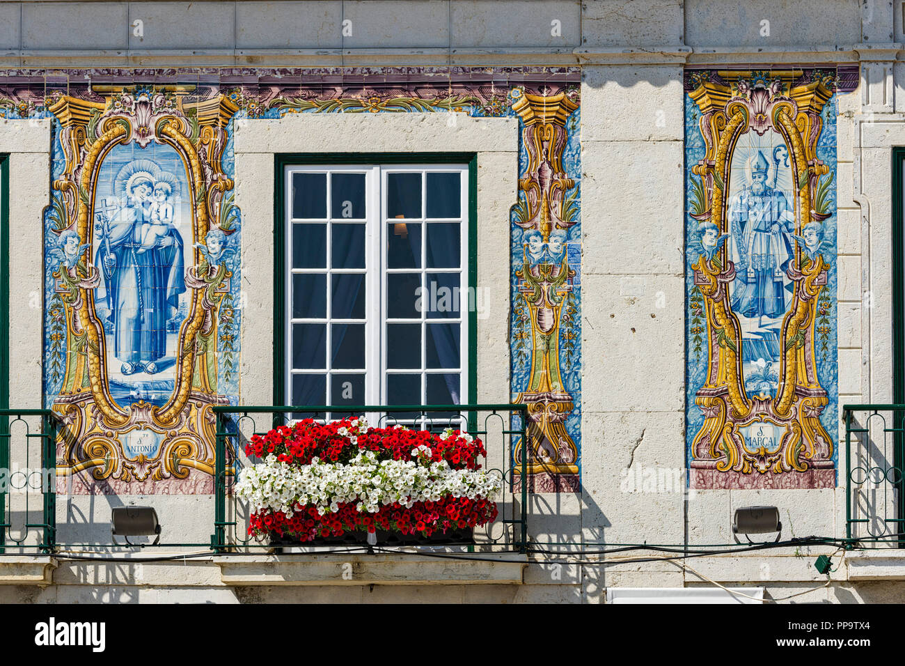 Cascais, Portugal, das Rathaus mit Azulejos Stockfoto