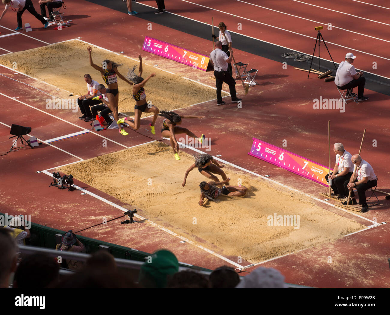 Zeitraffer von Nafissatou Thiam im Weitsprung während des Heptathlon bei den Londoner IAAF-Weltmeisterschaften 2017 Stockfoto