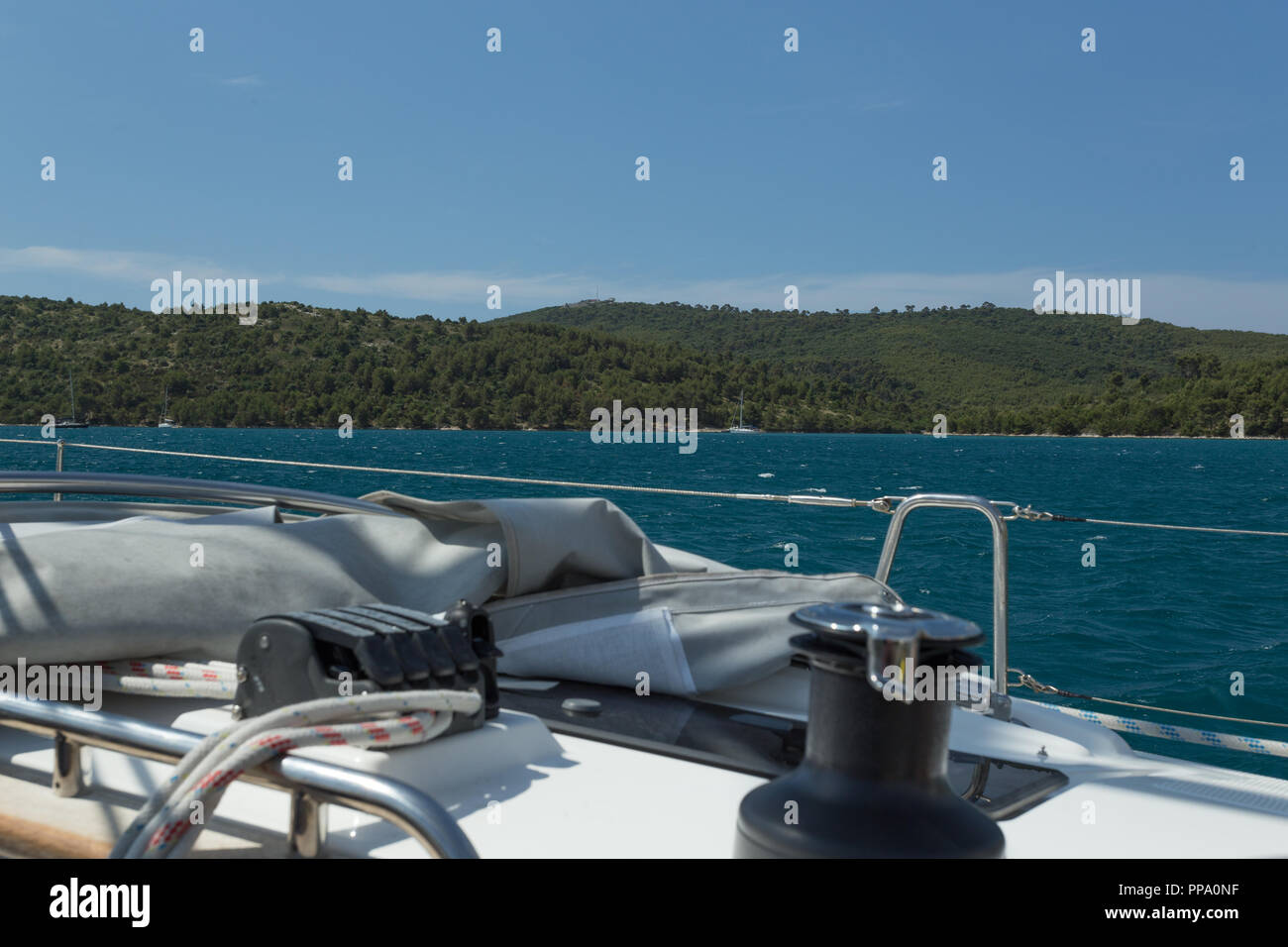 Yachtcharter Urlaub an der Adria in Kroatien. Yacht Rennen. Stockfoto