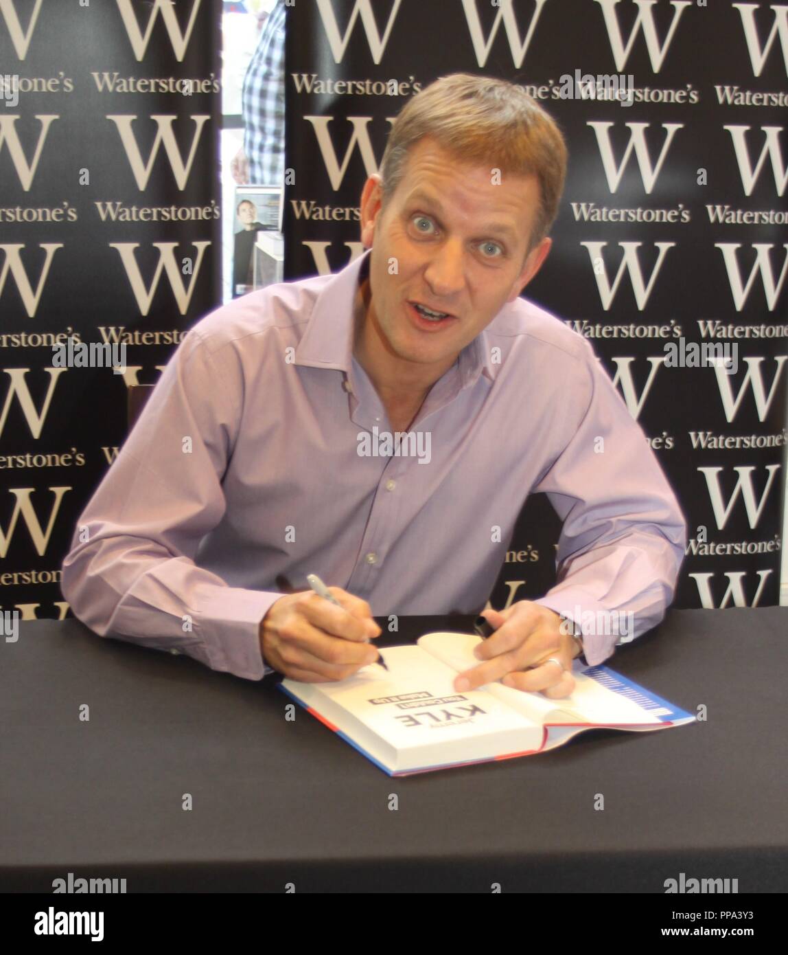 Liverpool, Großbritannien, Jeremy Kyle Autogrammstunde in Liverpool waterstones credit Ian Fairbrother/Alamy Stockfotos Stockfoto