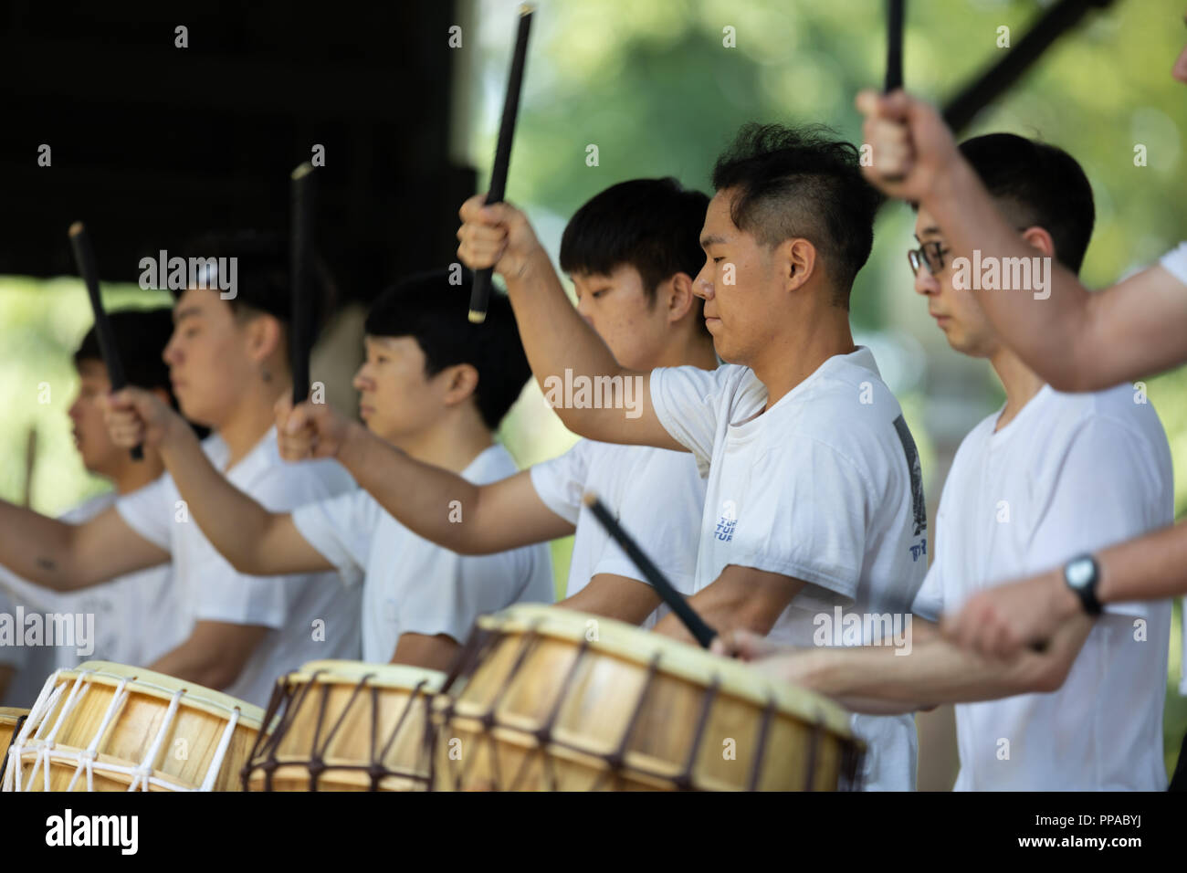 Traditionelle Koreanische Musik Stockfotos Und Bilder Kaufen Alamy