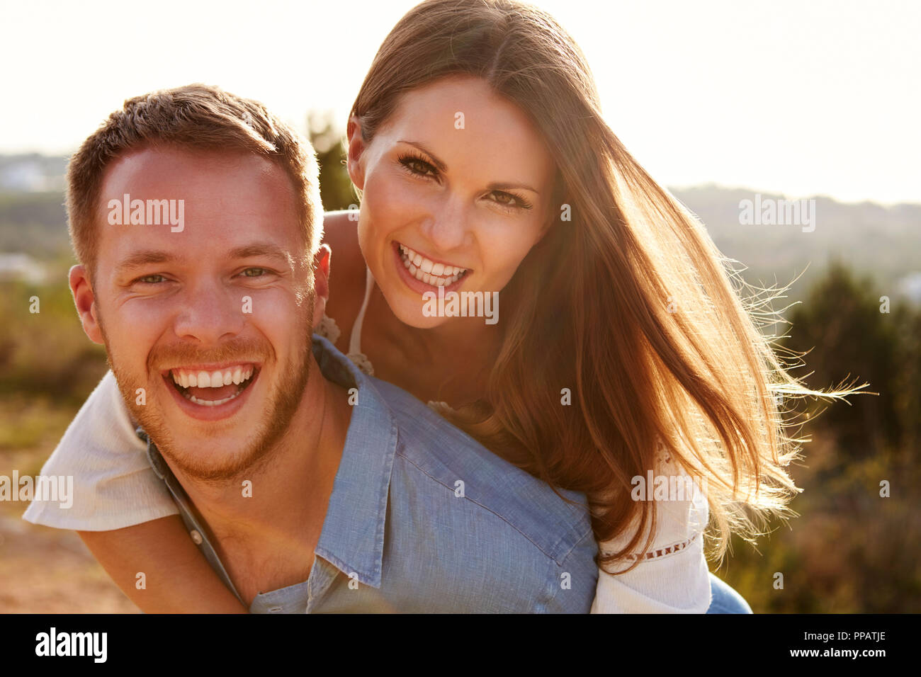 Porträt eines jungen Paares Spaß zusammen in den Urlaub Stockfoto