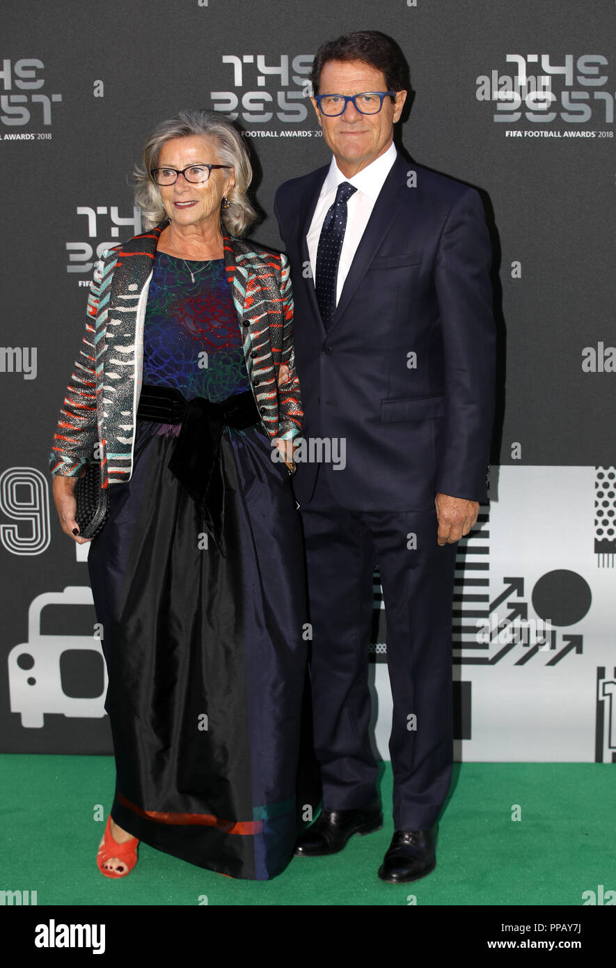 Fabio Capello und seine Frau Laura Ghisi kommen für die besten FIFA-Fußballpreise 2018 in die Royal Festival Hall, London. Stockfoto
