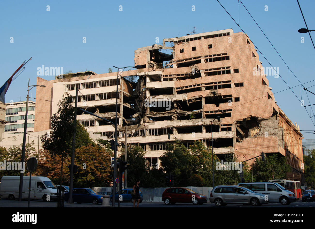 Republik Serbien. Belgrad. Staatliche Gebäude während der NATO-Bombenangriffe auf Jugoslawien Krieg zerstört. Stockfoto