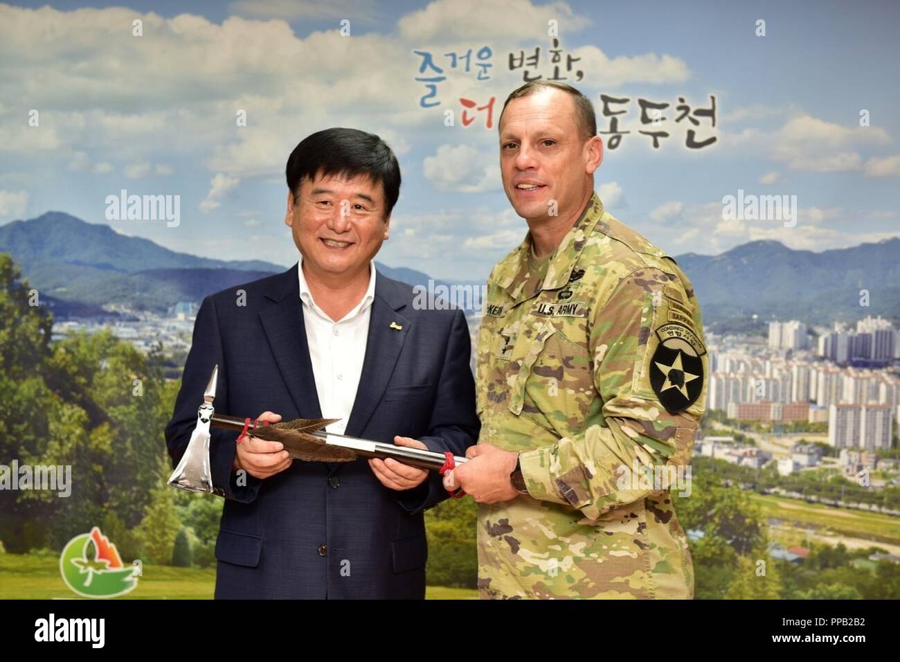 Scott Rathaus Dongducheon rathaus -Fotos und -Bildmaterial in hoher Auflösung – Alamy