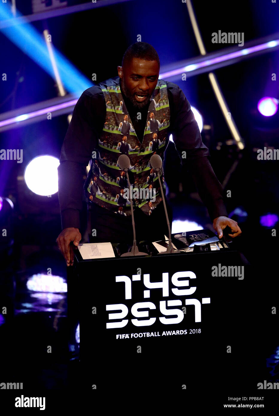 Idris Elba auf der Bühne während der Best FIFA Football Awards 2018 in der Royal Festival Hall, London. Stockfoto