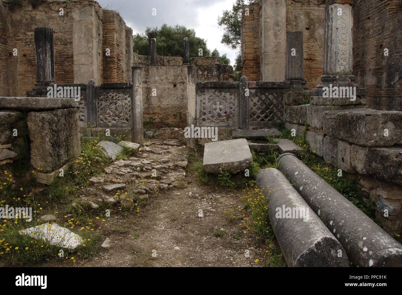 Griechische Kunst. Phidias Workshop Ruinen, in 430 BC gebaut, die Statue des Zeus zu Haus. Im fünften Jahrhundert, Theodosius II stellte sich das Gebäude in einem frühen christlichen Kirche. Olympia. Griechenland. Stockfoto