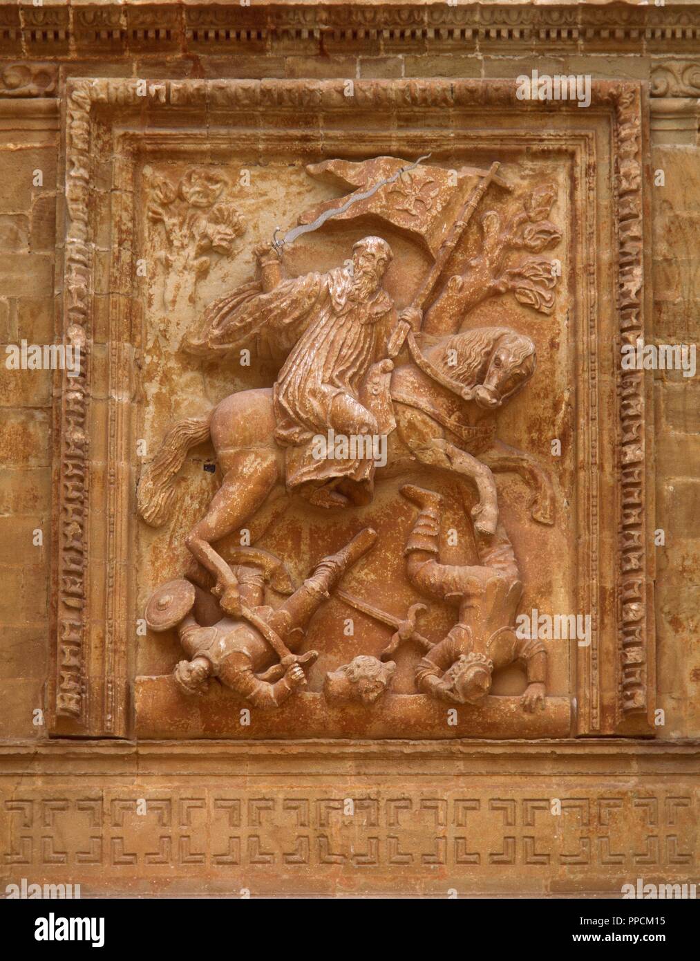 San Millan de la Cogolla, La Rioja, Spanien. Kloster Yuso. Relief des Heiligen Emilian die Moor-Slayer von spanischen Bildhauers Diego Lizarraga, 1661-1665. Barocke Vorhalle, Detail. (472-573) von spanischen Bildhauers Diego Lizarraga, 1661-1665. Barocke Vorhalle, Detail. Stockfoto