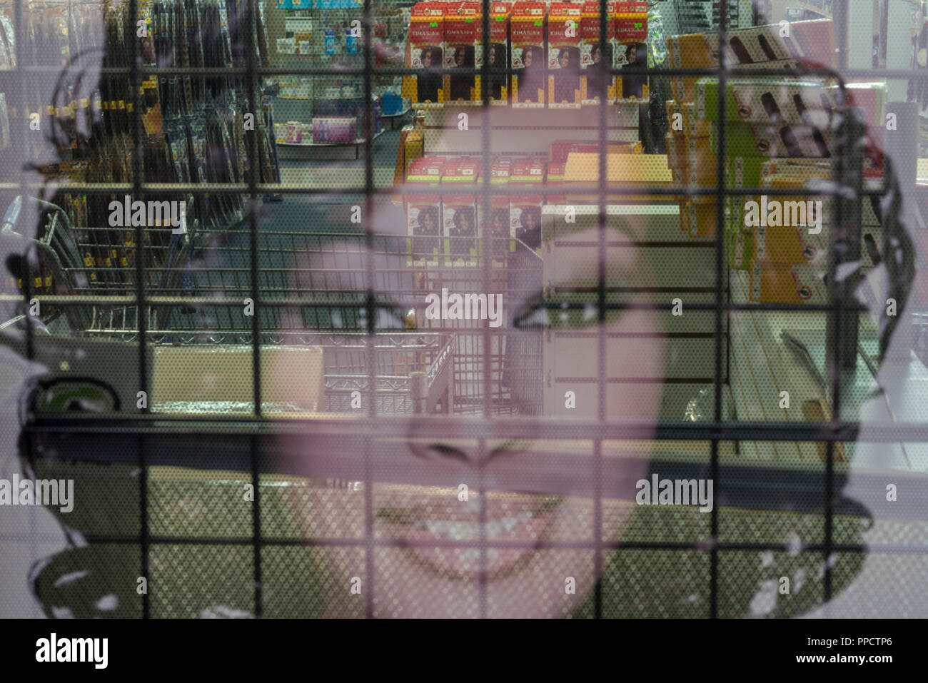 Blick auf Schönheit store Exterieur mit weiblichen Gesicht, Stone Mountain, Georgia, USA Stockfoto