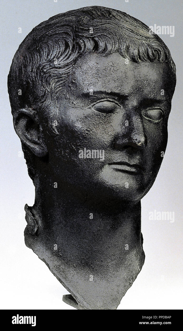 Tiberius (42 v. Chr.-37 A.C.). Römischer Kaiser von 14 AD 37 AD. Büste. Bronze. 1. Maho n. Museum von Menorca. Spanien. Stockfoto