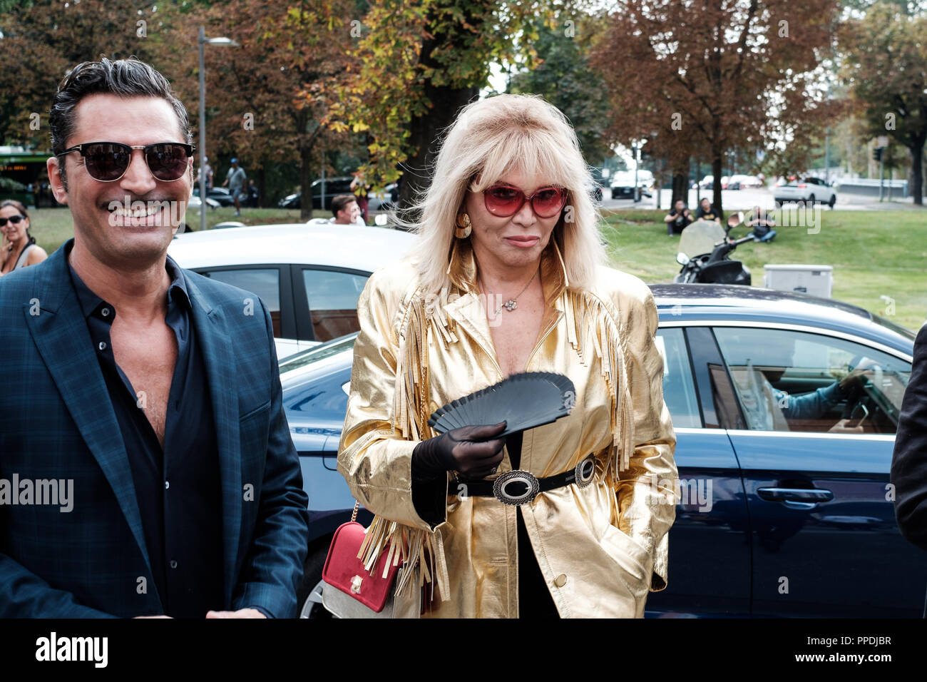 Mailand, Italien, 22. Sept. 2018: Amanda Lear kommt an der Philosophie di Lorenzo Serafini fashion show in Mailand auf der Modewoche Frühjahr/Sommer 2019. Stockfoto