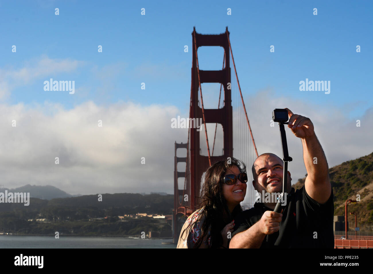 Ein junges Paar auf Urlaub in San Francisco, Kalifornien ein "138623" Foto mit einer GoPro Kamera aufnehmen Stockfoto