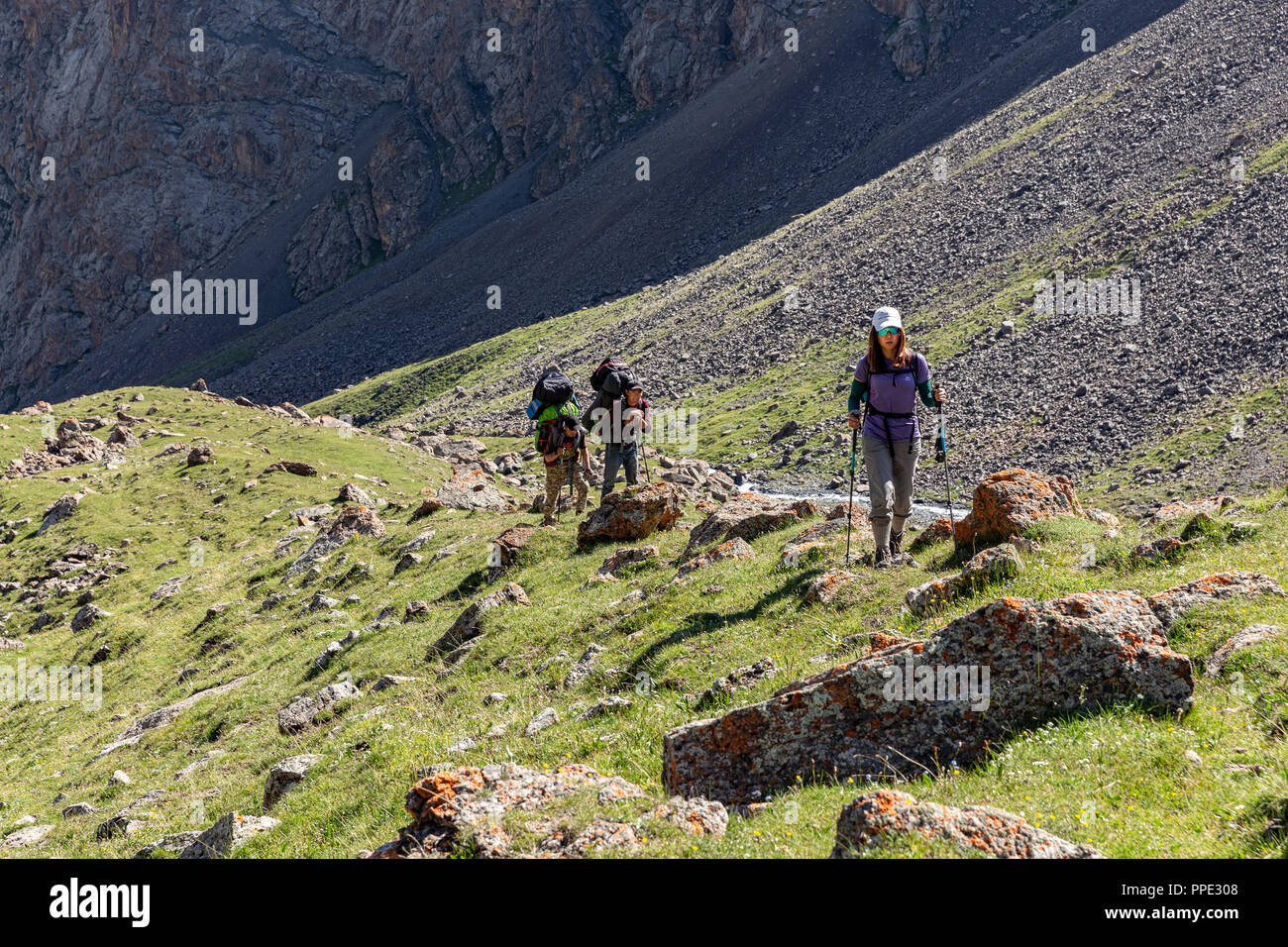 Die unglaubliche Höhen von Alay Trek im Südwesten Kirgisistan, die in 4 3000+ Meter überschreitet. Stockfoto